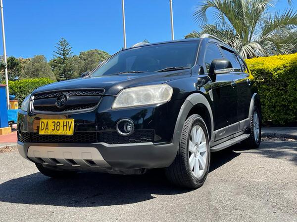 Used Holden Captiva for sale automatic model front side angle view