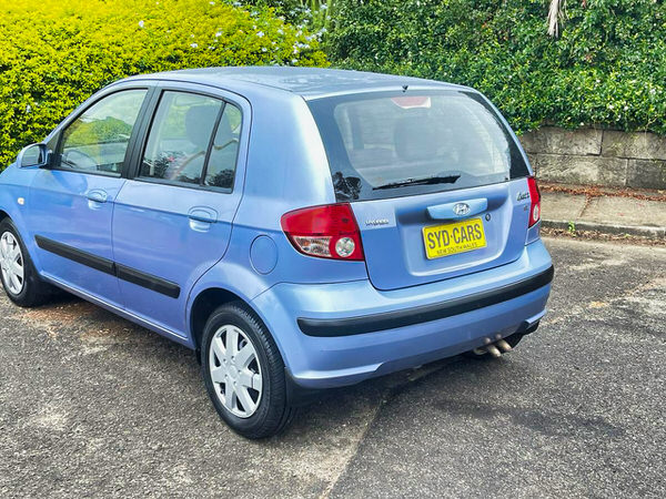 Used Hyundai Getz for sale in Sydney - photo showing the view from the rear passenger low side angle view
