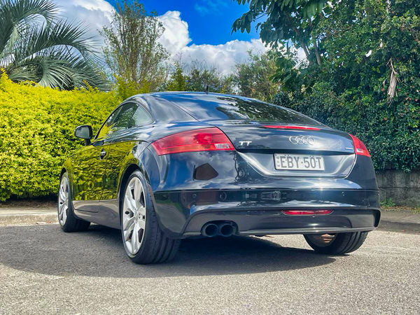 Audi TT for sale - photo showing the rear passenger side angle view