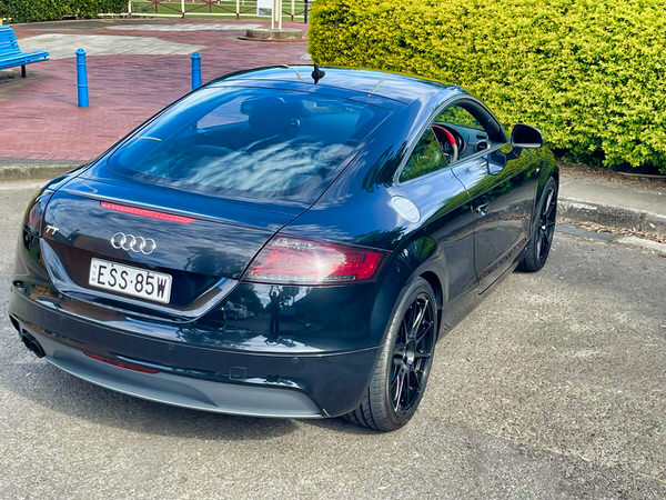 Photo showing rear drivers side angle view of this Audi TT for sale