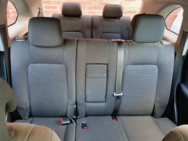 Used Holden Captiva for sale Automatic 7 seater model - photo showing the back two rows of seats