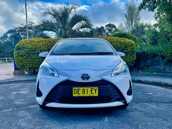 Toyota Yaris for sale - Automatic 2019 model - photo showing the front grille with colour coded white bumpers