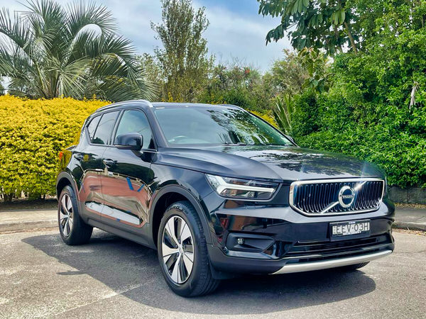 Used Volvo for sale - Automatic 2020 XC40 Model - photo showing the front low angle drivers side angle view