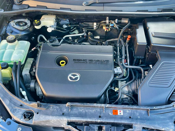 Used Mazda 3 for sale - photo showing the front bonnet open and the engine on display