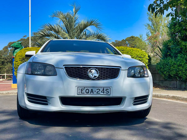 Used Holden for sale - Great value for money Holden Omega with great online reviews. Photo showing the front straight on view with colour coded bumpers and front grille