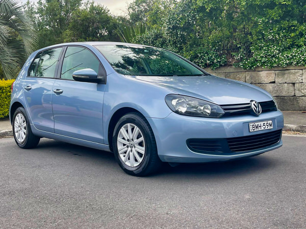Used Golf for sale - 2009 Automatic 1K MY10 90 TSI Trendline model in Metallic Blue - photo shows the view from the front driver side angle showing the whole length of the car