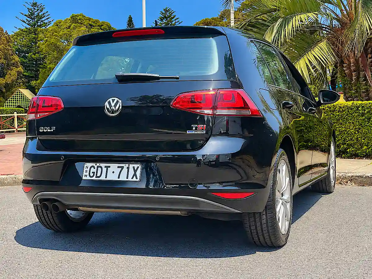 Used Golf for sale - automatic 2013 FSH - rear driver